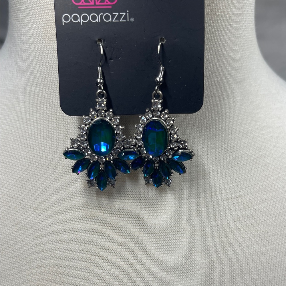 Paparazzi Teal and Silver Dangle Earrings BNWT